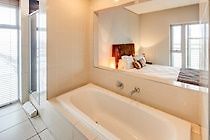 Harbouredge Suites By Totalstay Clanwilliam Ngoại thất bức ảnh